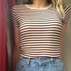 Short sleeve and soft shirt.